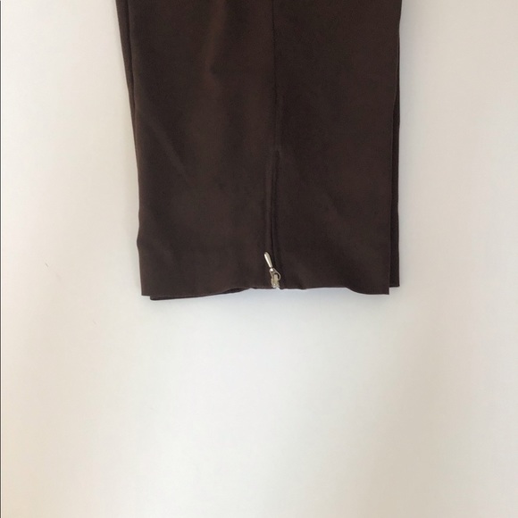 Bette & Court Brown Golf Capri Pants Size 4 NWOT - Picture 4 of 5